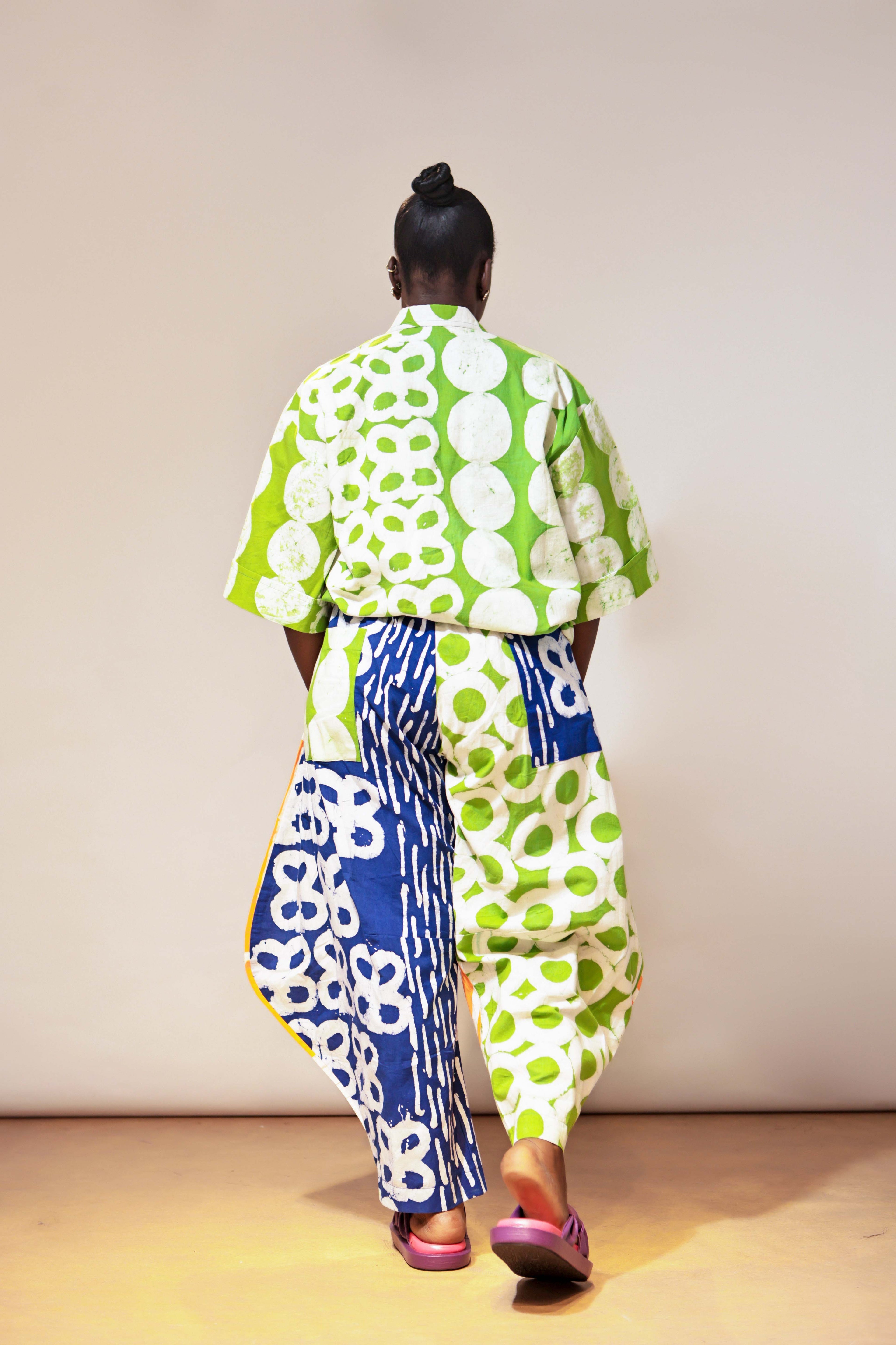 The Mix Colour Ajiun Kembe horseshoe Pant Set